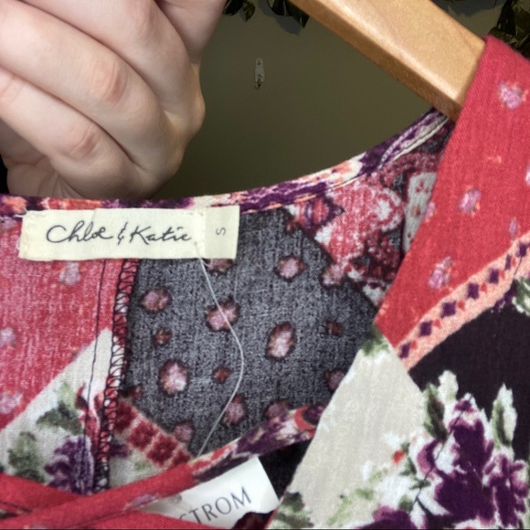 Chloe And Katie Paisley Front Lace Up Tank Top NWT - Picture 4 of 5